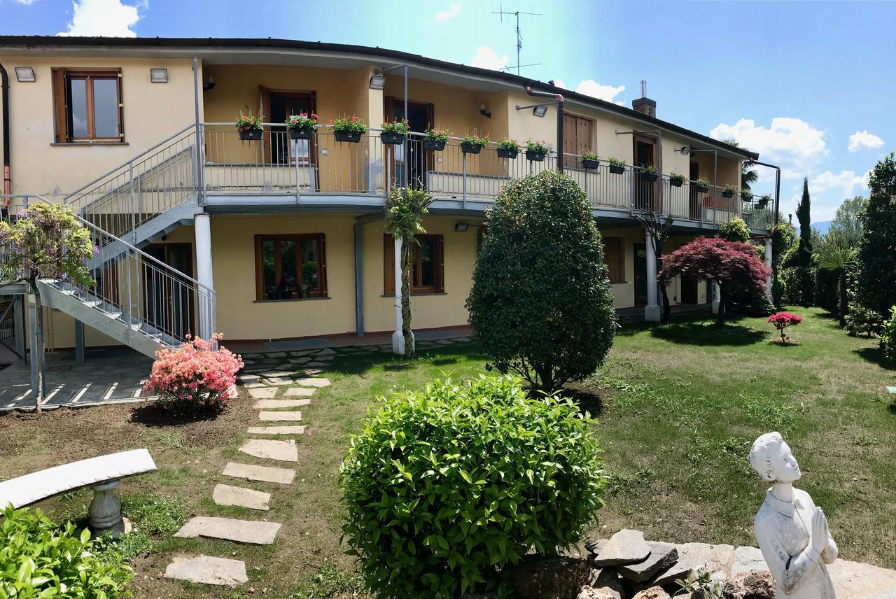 Ostello Casa Emmaus Maccagno Exterior photo